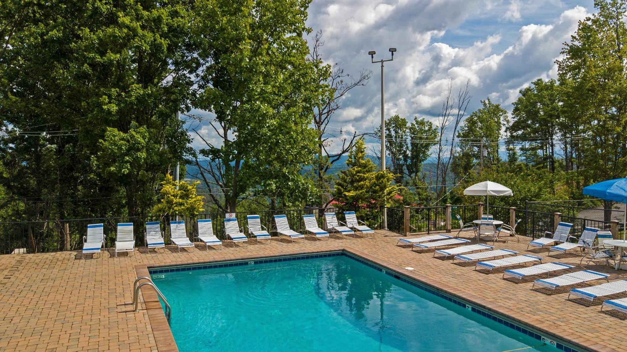 גטלינבורג Daya, Hot Tub, Pool Table, 1089 Of Free Attraction Tickets For Each Paid Day, Dollywood And More! חדר תמונה